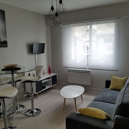 Lv Chasles Appartement Chartres Buitenkant foto