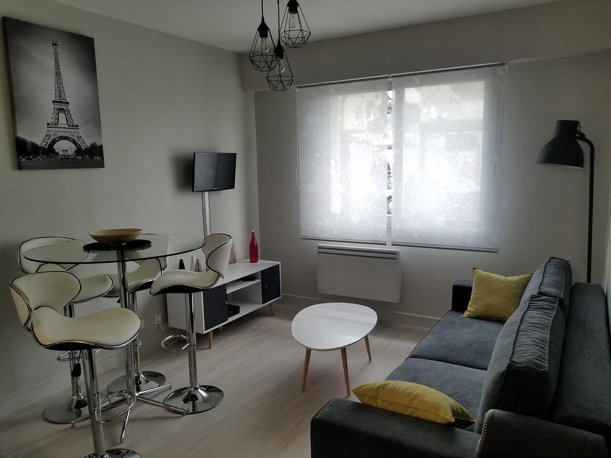 Lv Chasles Appartement Chartres Buitenkant foto